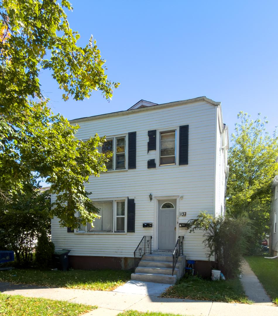 1833 Hartrey Ave., Evanston, IL 60201