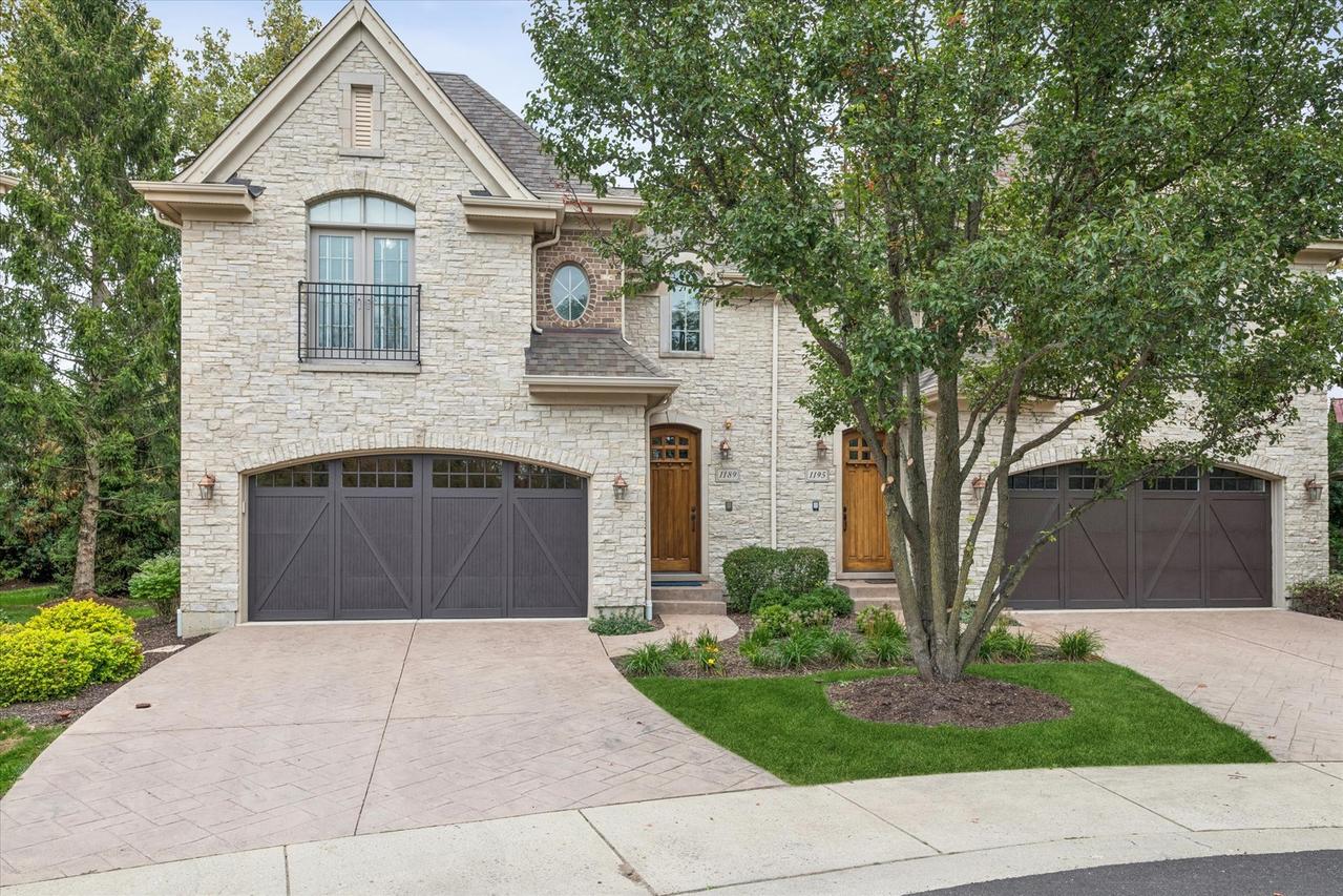1189 Caroline Ct., Vernon Hills, IL 60061