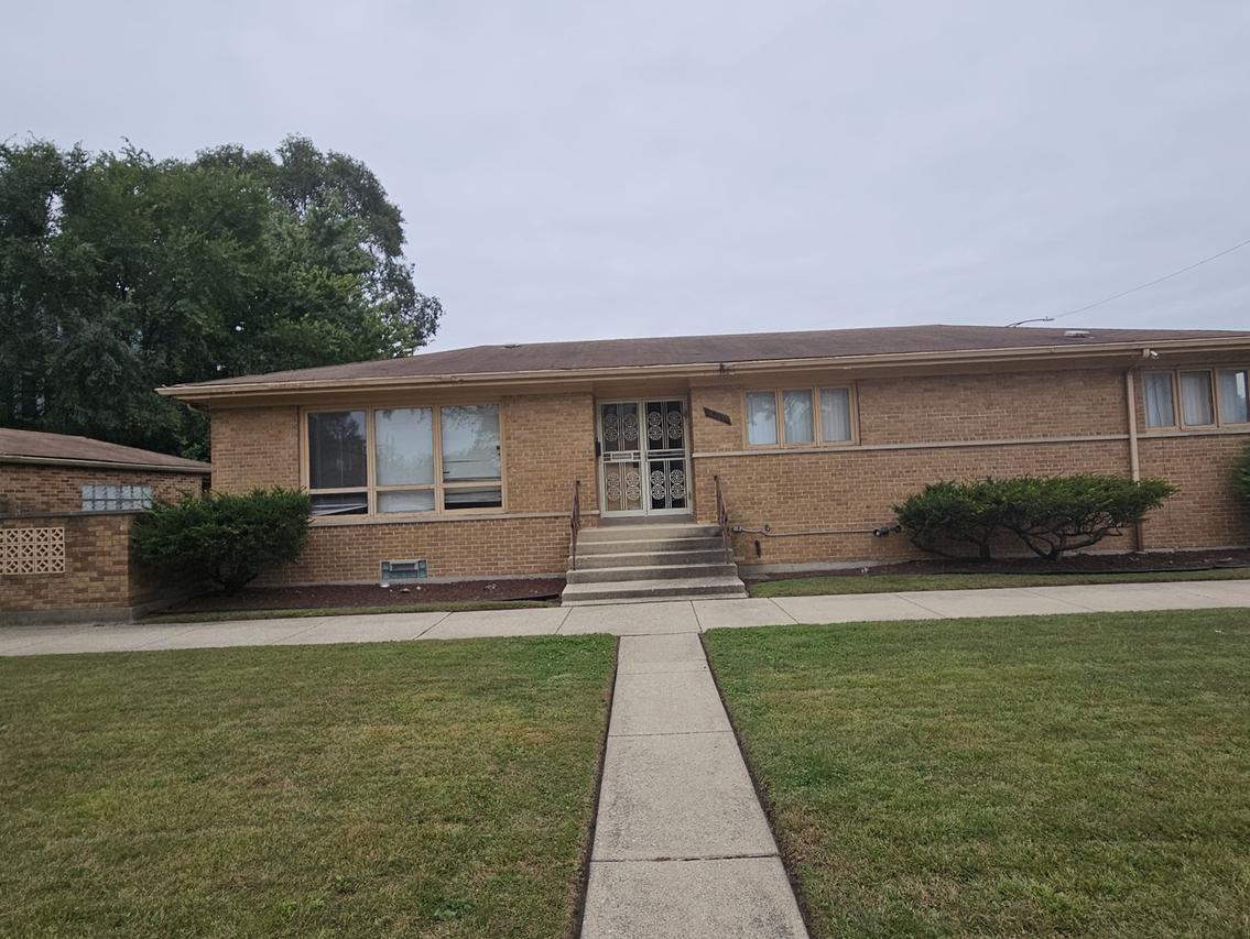 8300 S Indiana Ave., Chicago, IL 60619