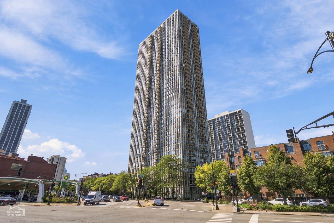 1660 N Lasalle Dr. #3608, Chicago, IL 60614