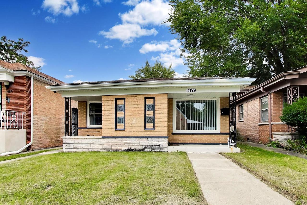 14129 S La Salle St., Riverdale, IL 60827