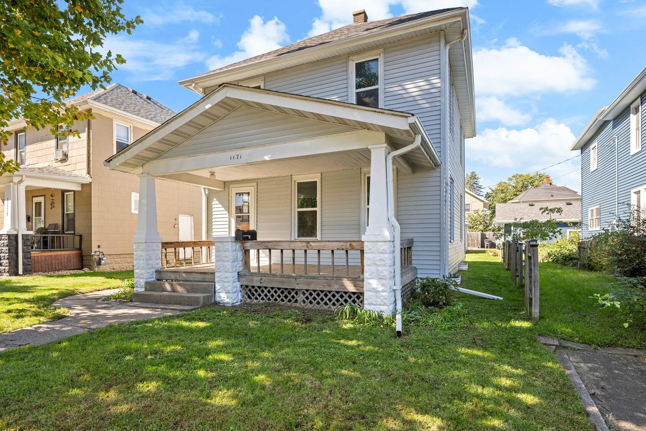 1171 26th St., Moline, IL 61265