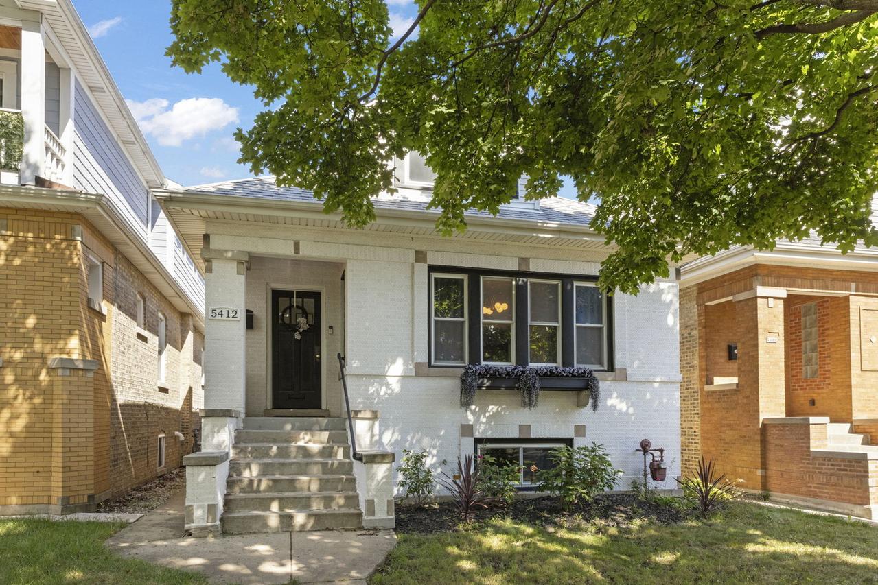5412 W Henderson St., Chicago, IL 60641