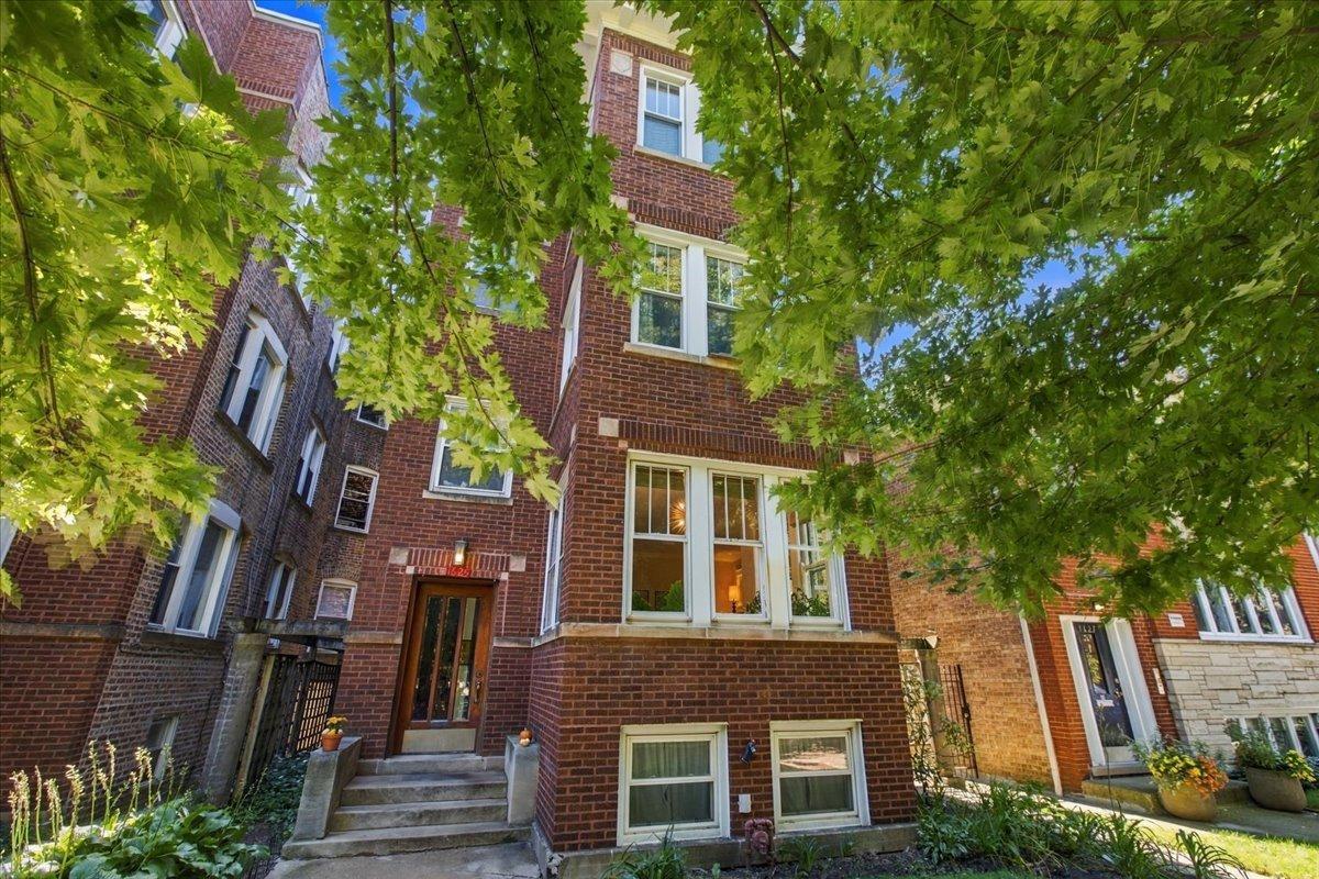 1625 W Rascher Ave. #1, Chicago, IL 60640
