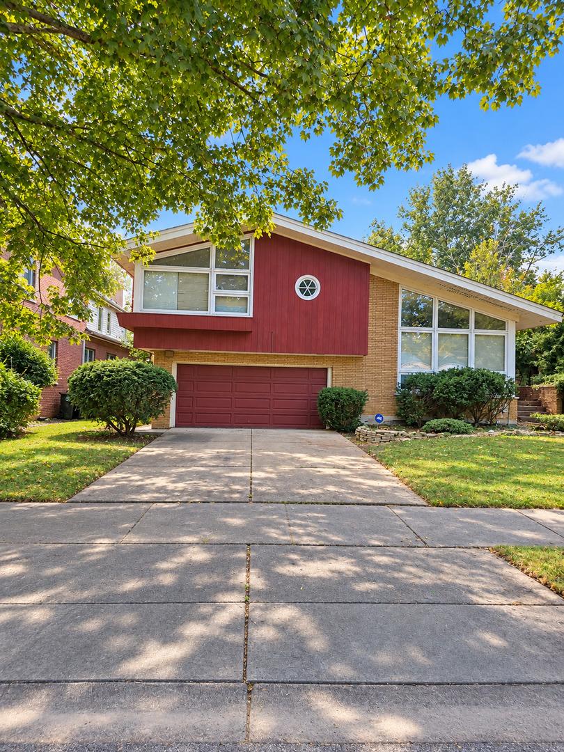 9010 Keeler Ave., Skokie, IL 60076