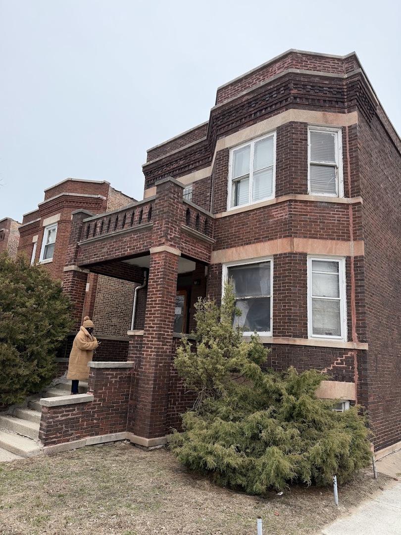 7359 S Dante Ave., Chicago, IL 60619