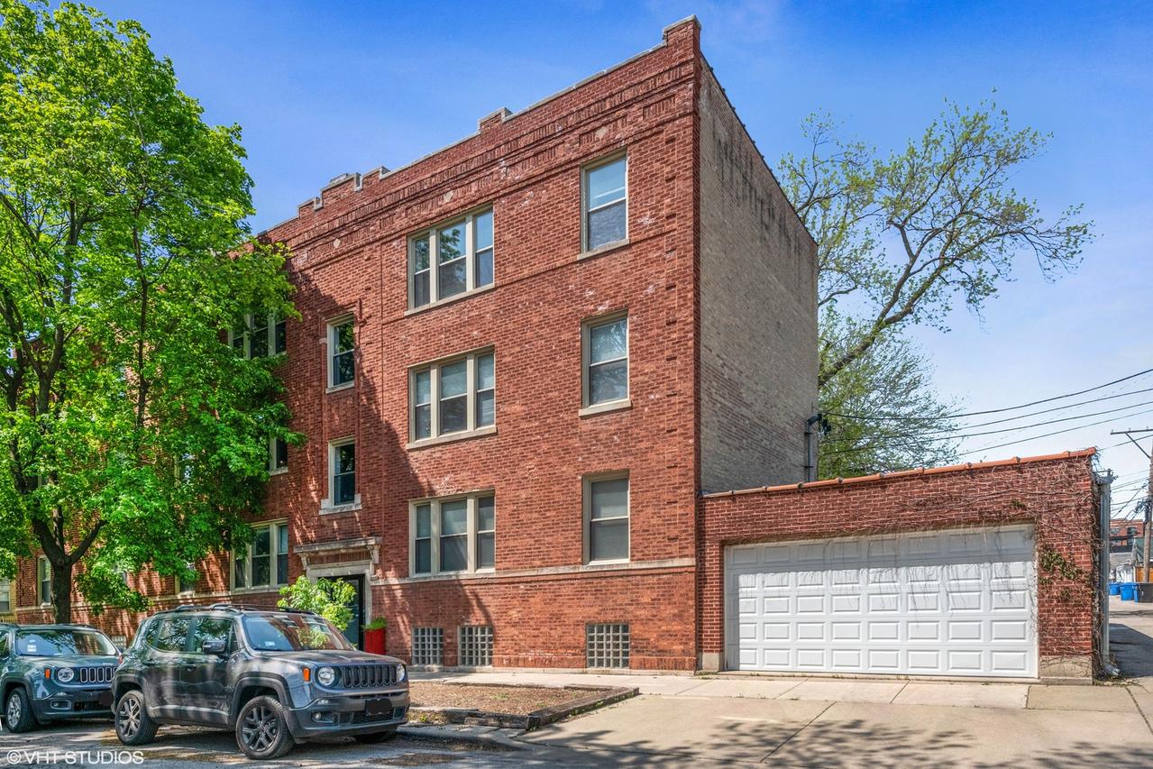 2314 W Byron St. #1, Chicago, IL 60618