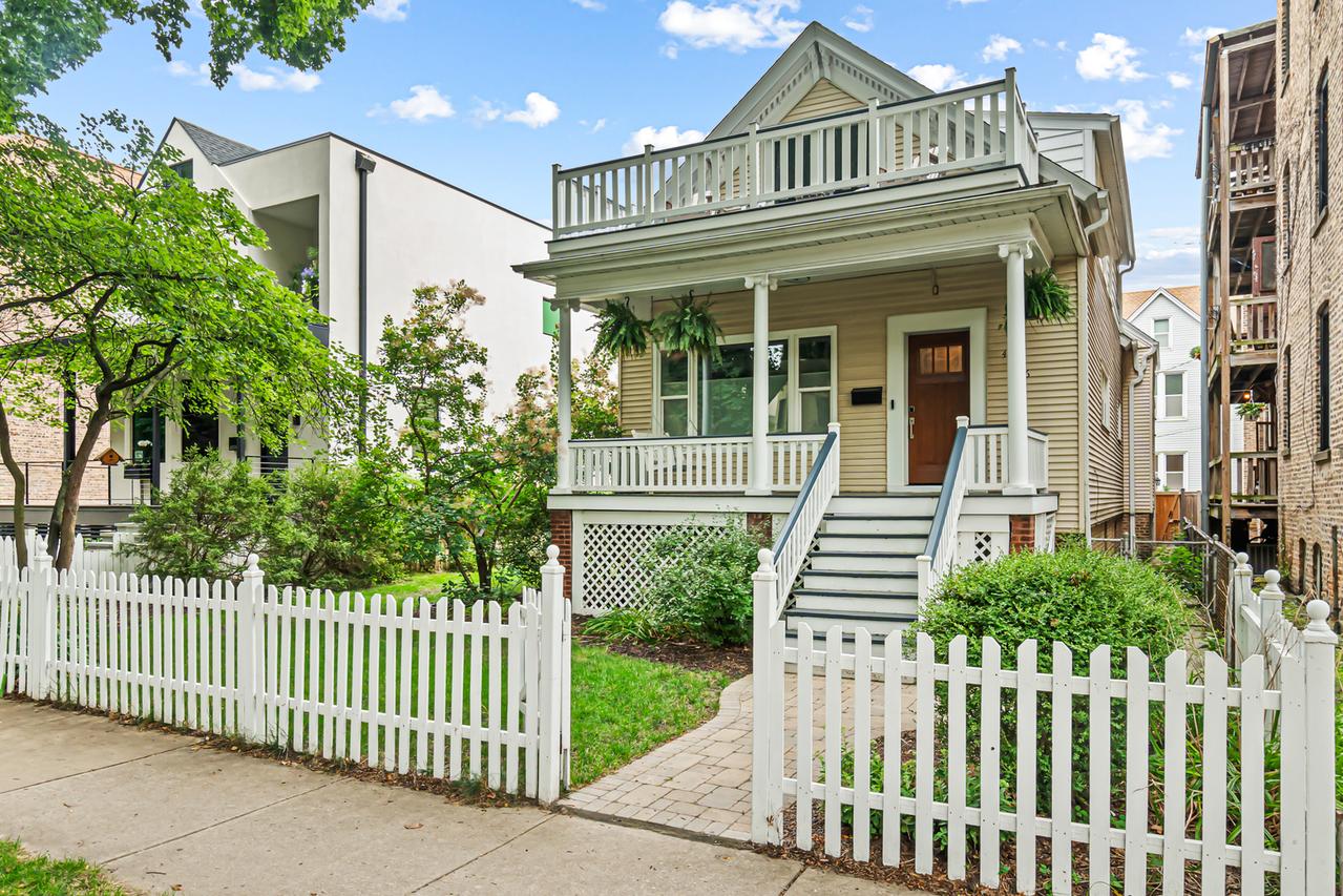 4896 N Hermitage Ave., Chicago, IL 60640