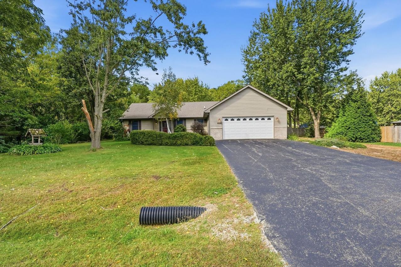 35630 Linden Ln., Custer Park, IL 60481