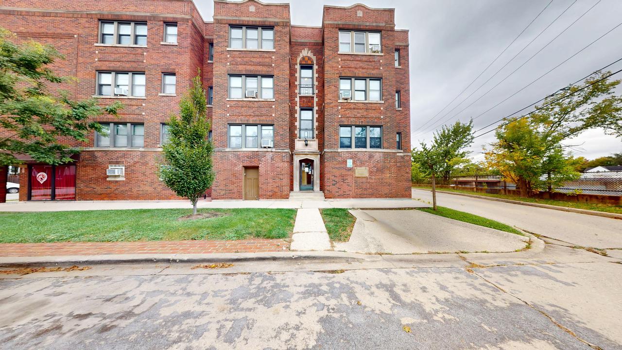 904 S Elmwood Ave. #3, Oak Park, IL 60304