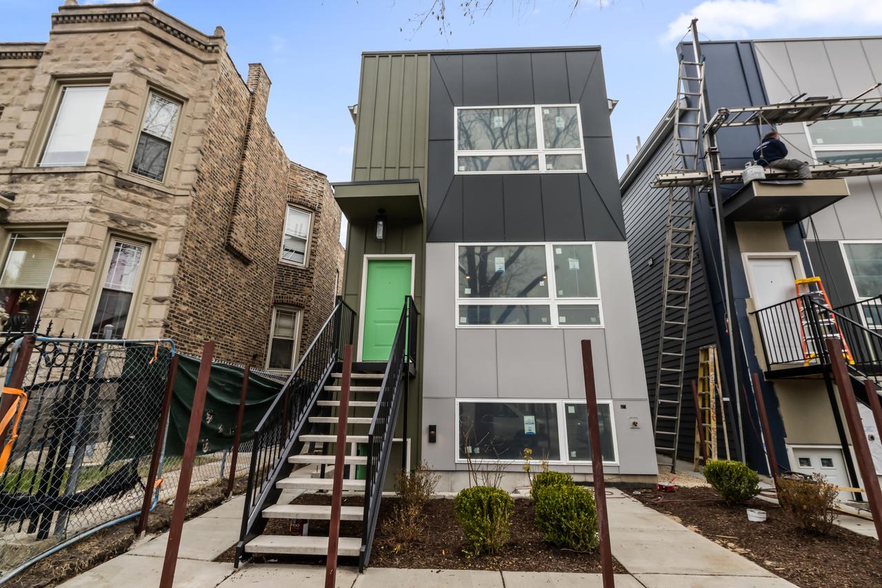 6519 S Langley Ave., Chicago, IL 60637