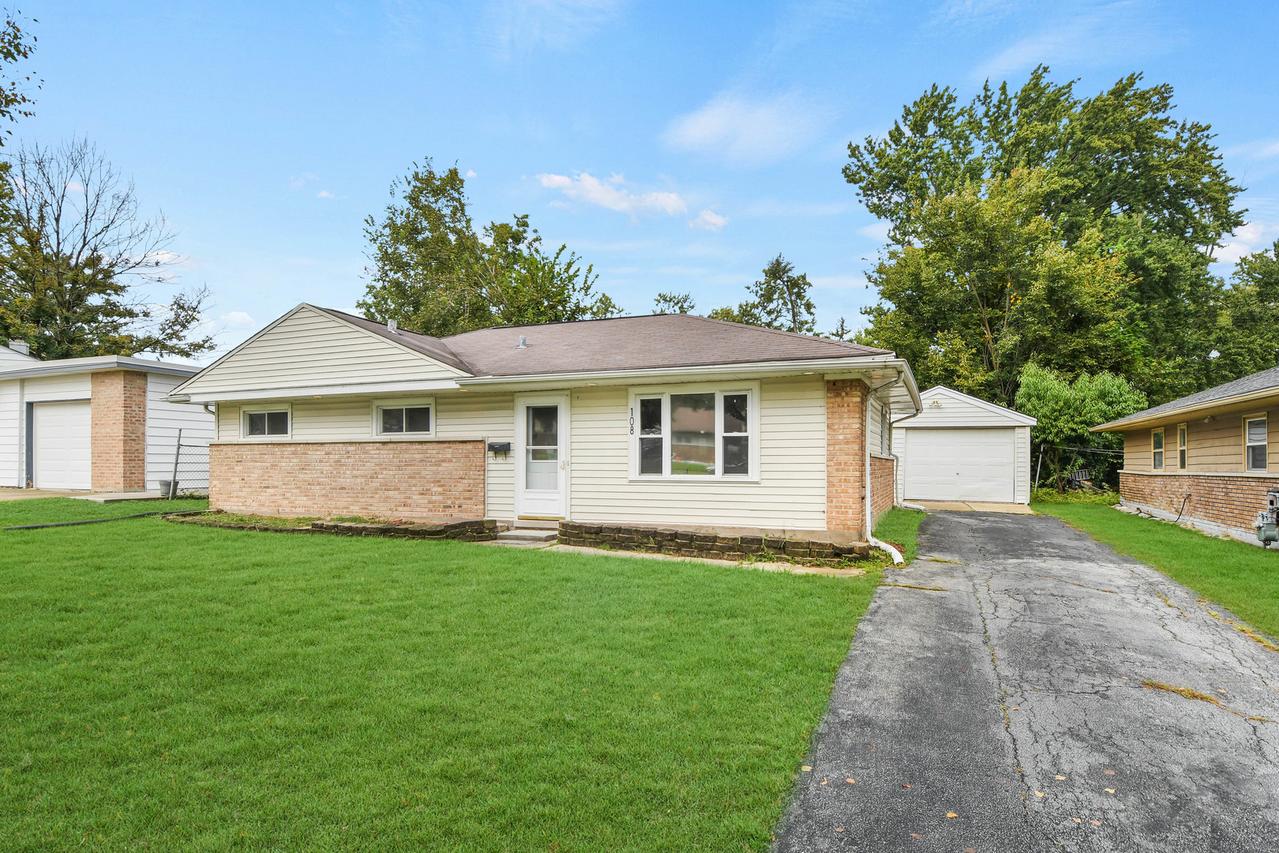 108 Shabbona Dr., Park Forest, IL 60466