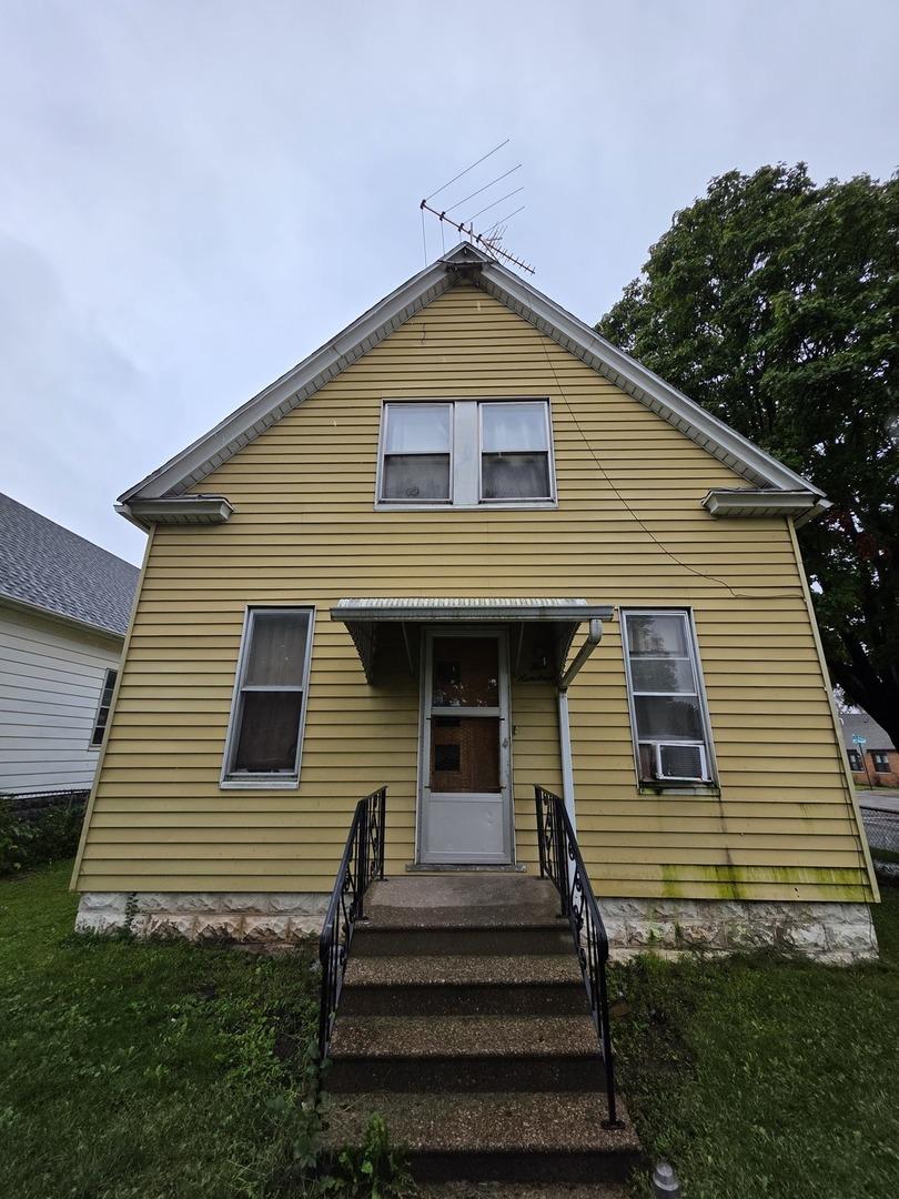 500 14th Ave., Rock Island, IL 61201