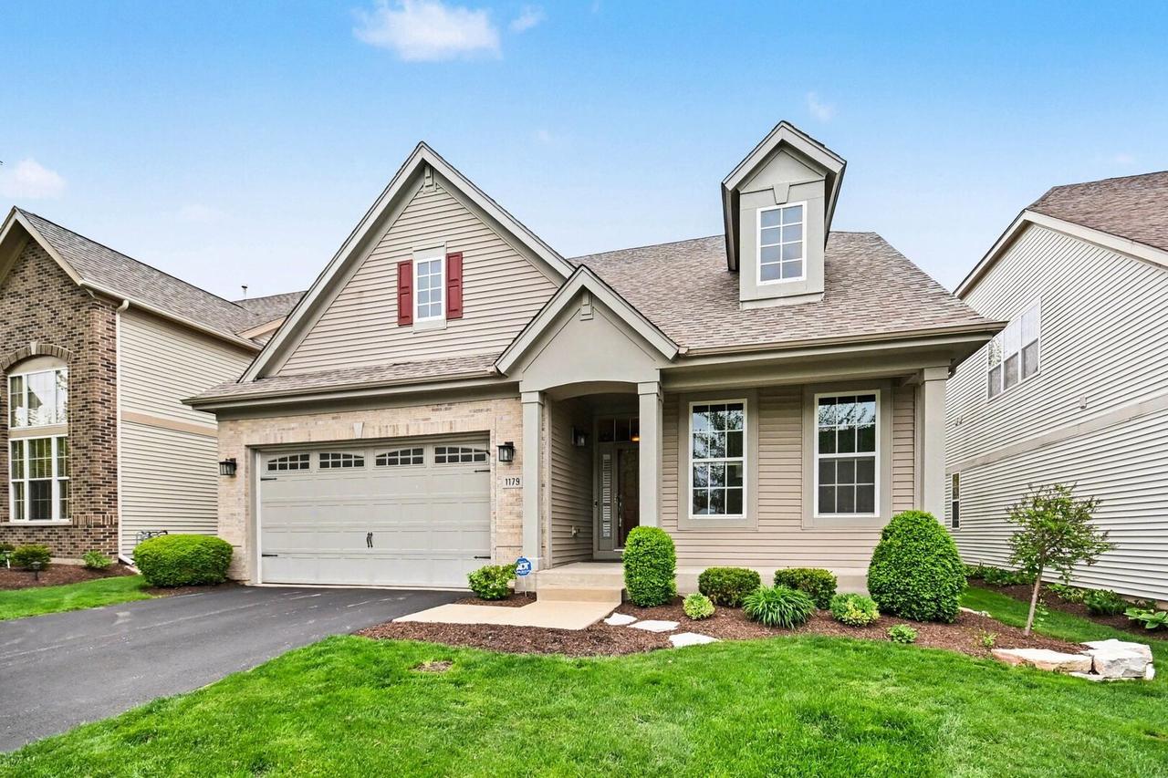 1179 Kingsley Ln., Aurora, IL 60505