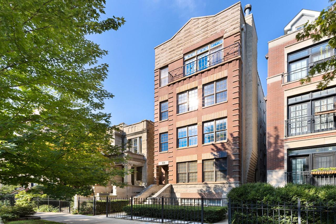 3634 N Fremont St. #4, Chicago, IL 60613