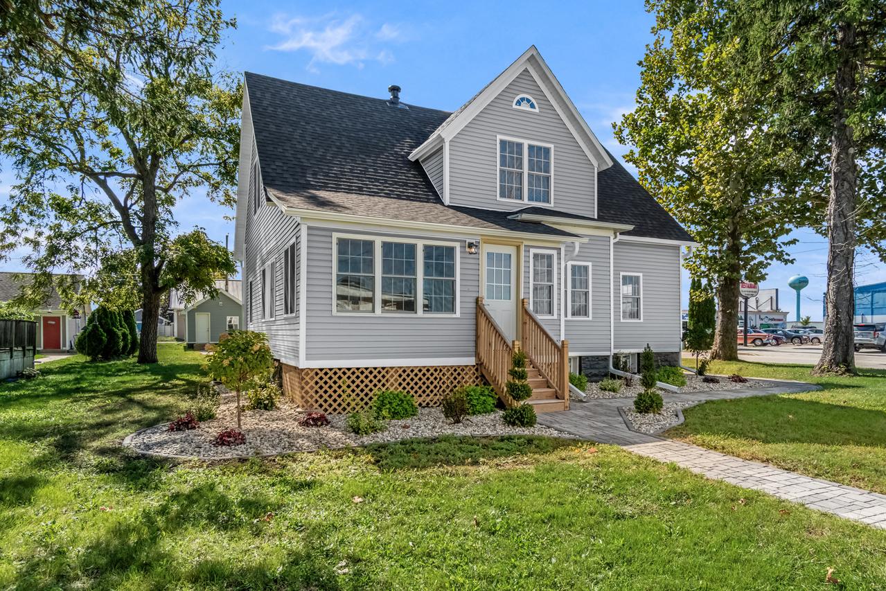 421 W Mazon Ave., Dwight, IL 60420