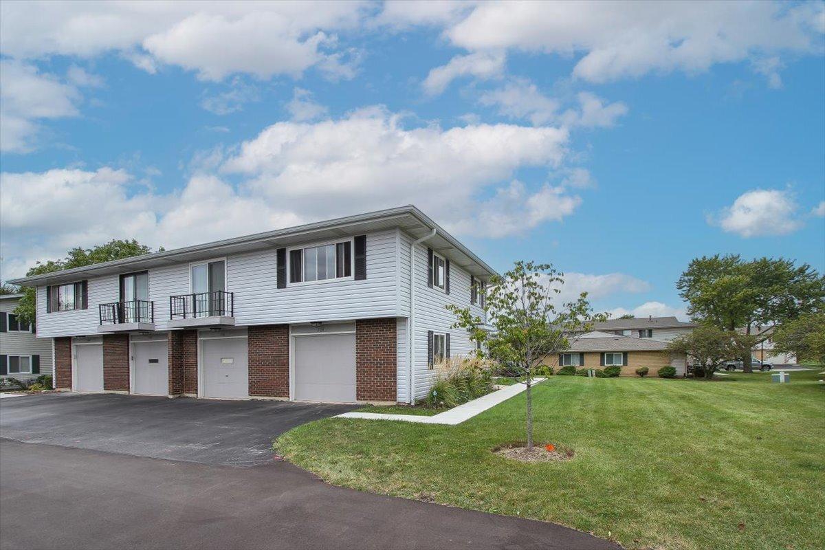 204 Shattuck Ct., Schaumburg, IL 60194