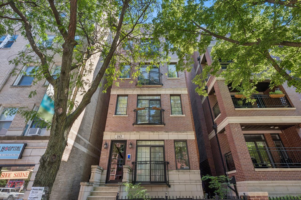 843 W Diversey Pkwy. #4, Chicago, IL 60614
