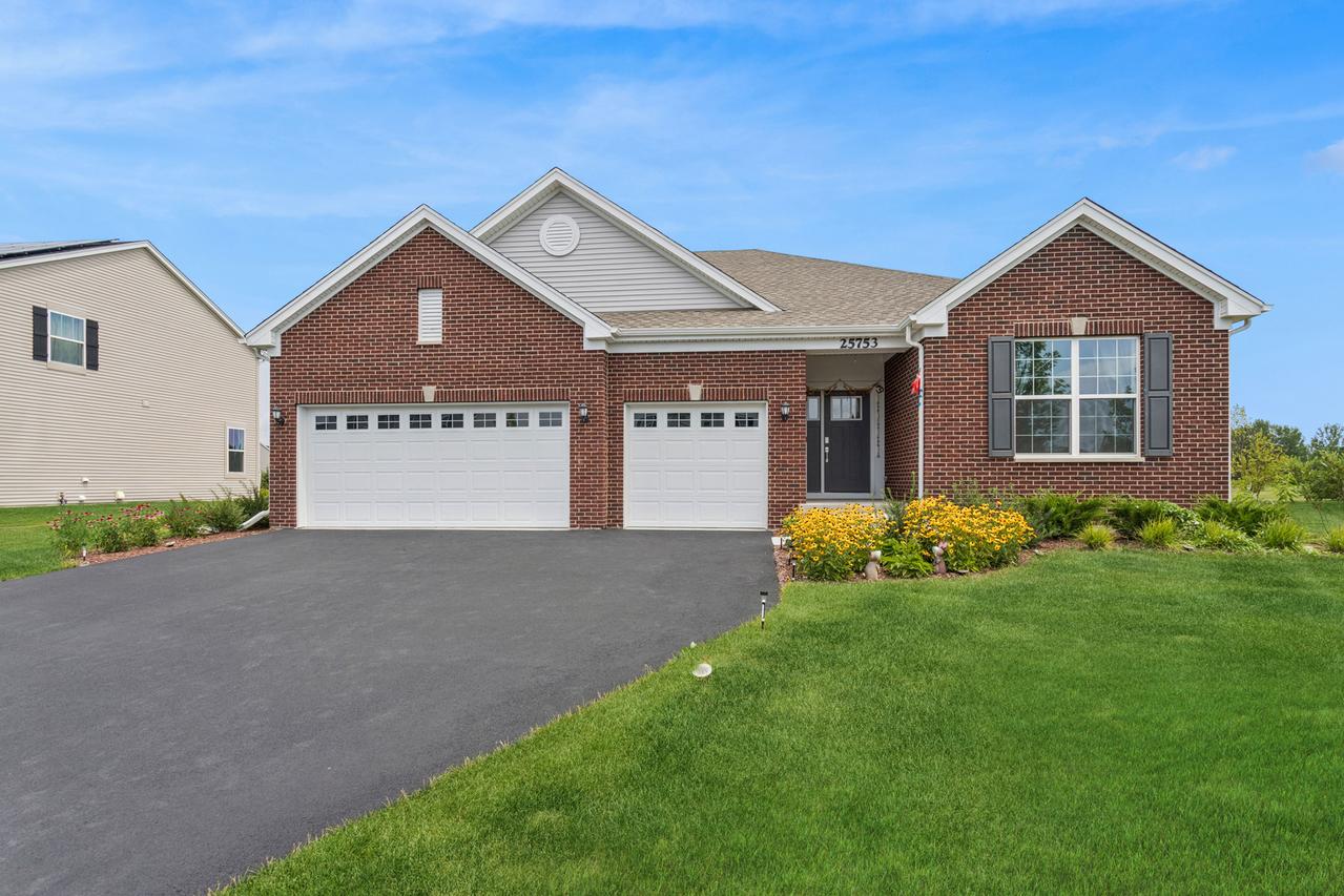 25753 W Springside St., Plainfield, IL 60586