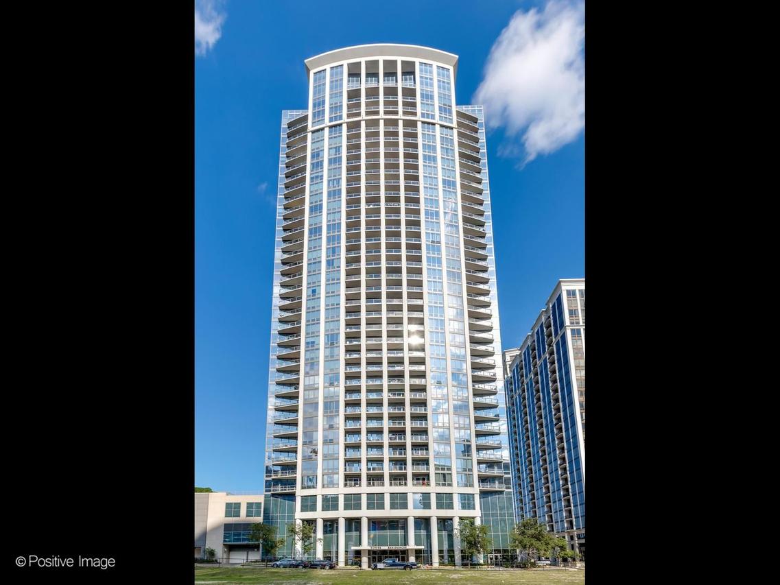 1235 S Prairie Ave. #1404, Chicago, IL 60605