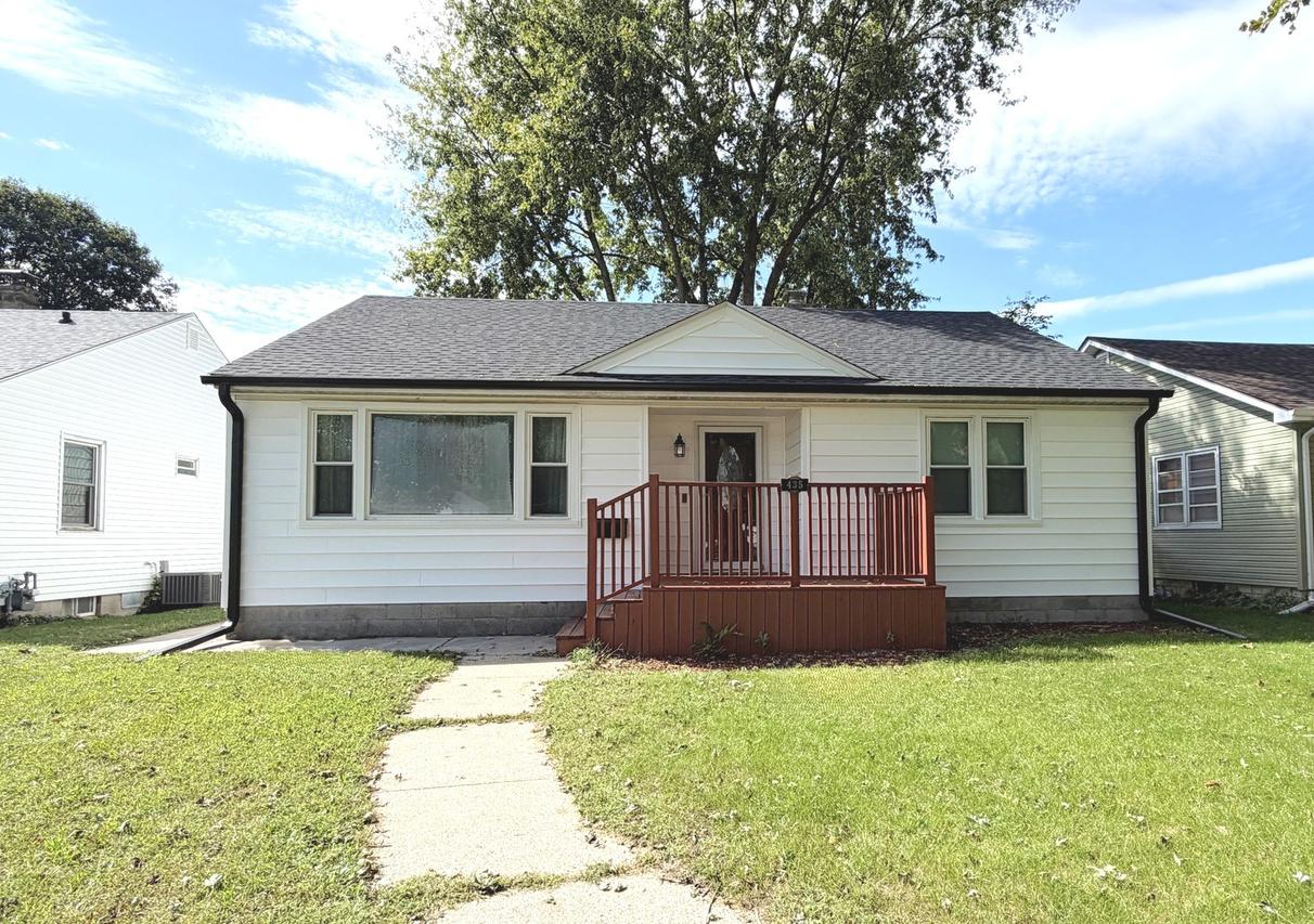 435 S Cannon Ave., Kankakee, IL 60901
