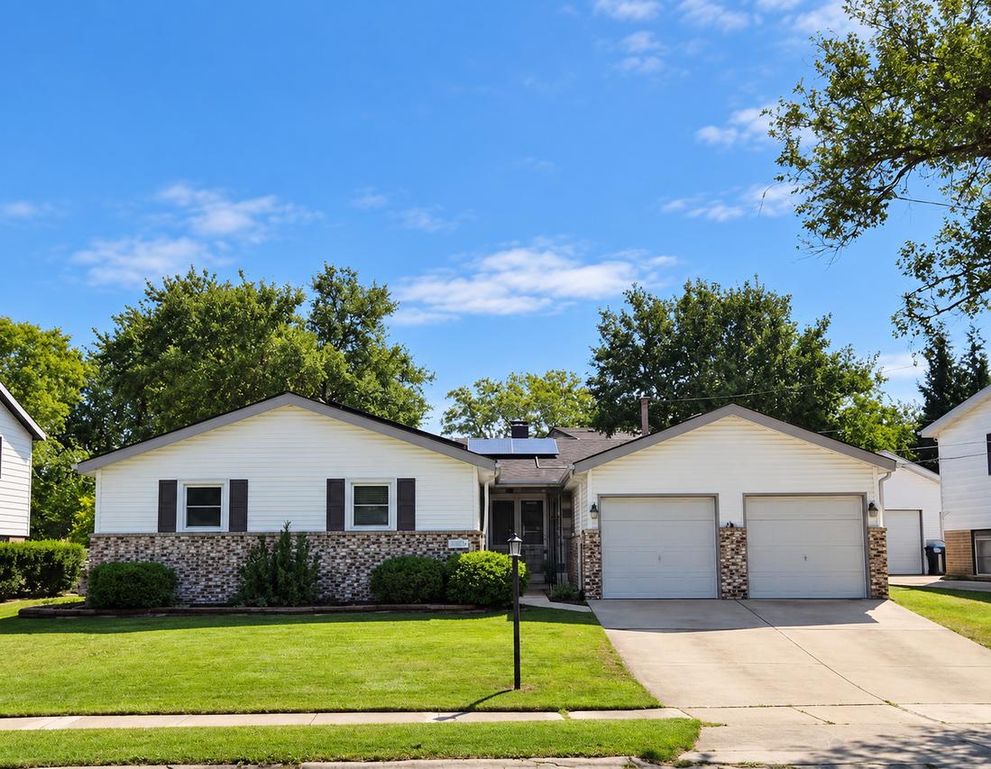 9149 S 89th Ave., Hickory Hills, IL 60457
