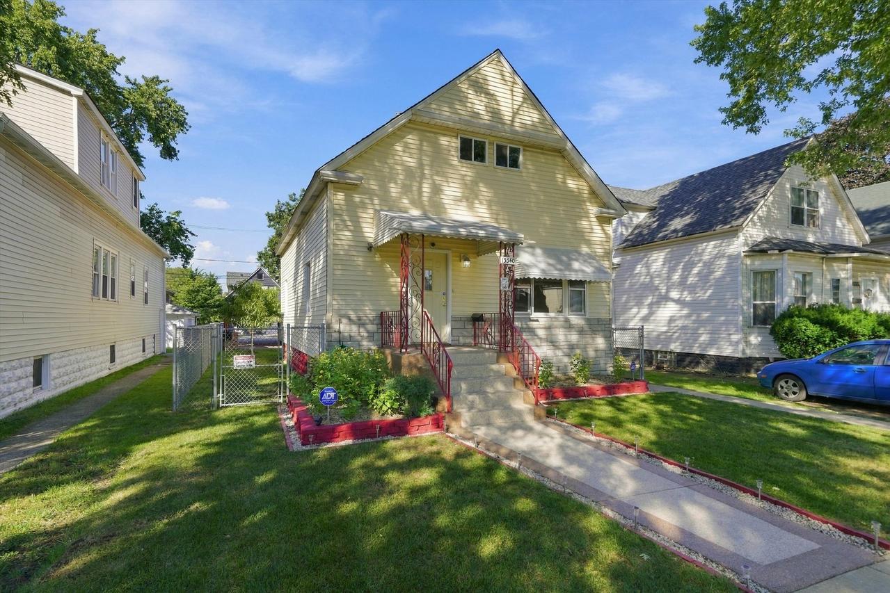 13340 S Carondolet Ave., Chicago, IL 60633