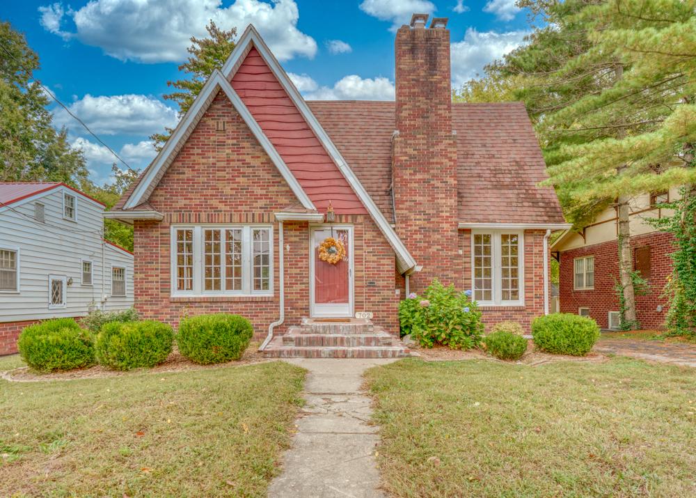 702 N 12th St., Mt Vernon, IL 62864