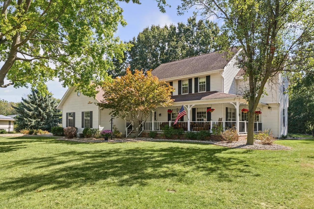 703 Surrey Rd., Monticello, IL 61856