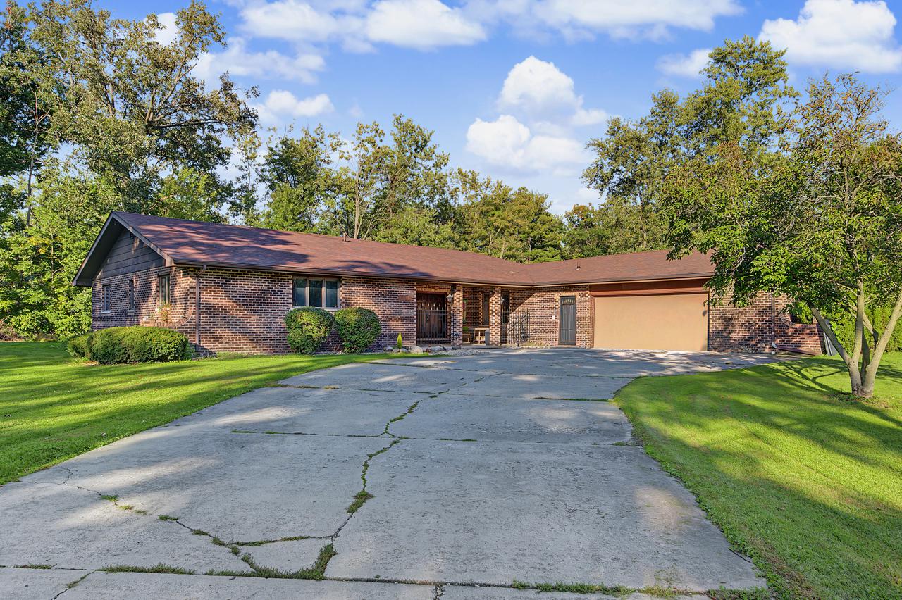 23650 S Ashland Ave., Crete, IL 60417