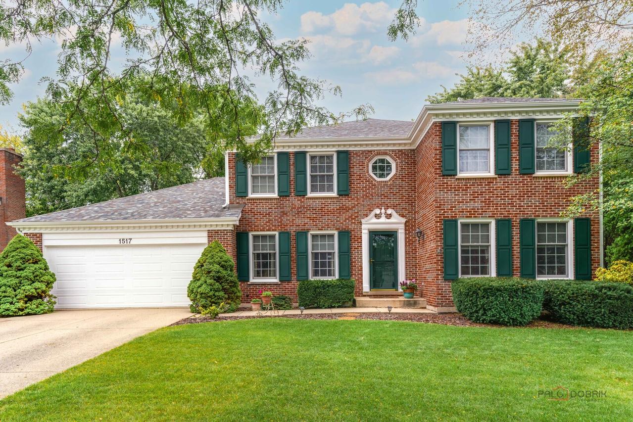 1517 Old Barn Cir., Libertyville, IL 60048