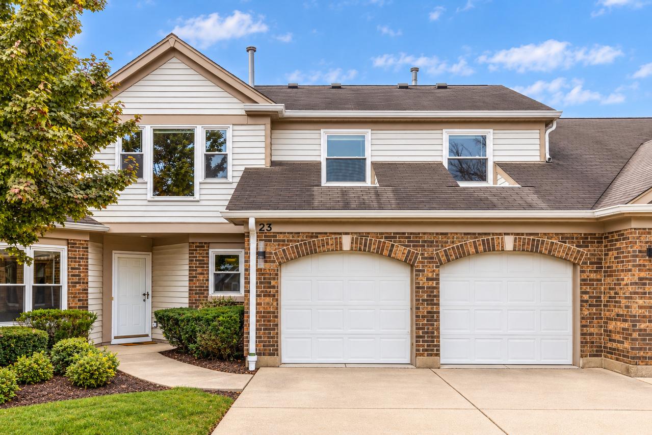 23 Willow Pkwy., Buffalo Grove, IL 60089
