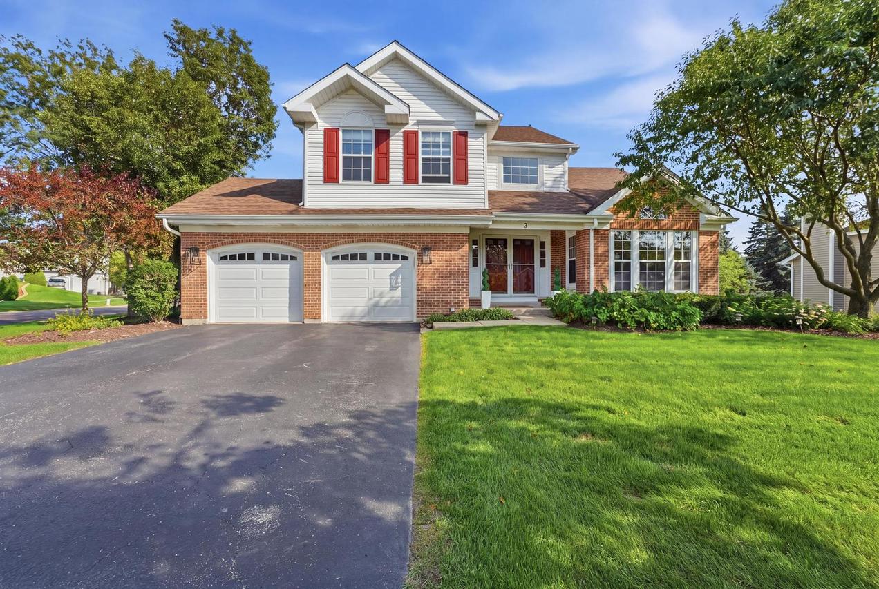 3 White Fence Tr., Streamwood, IL 60107
