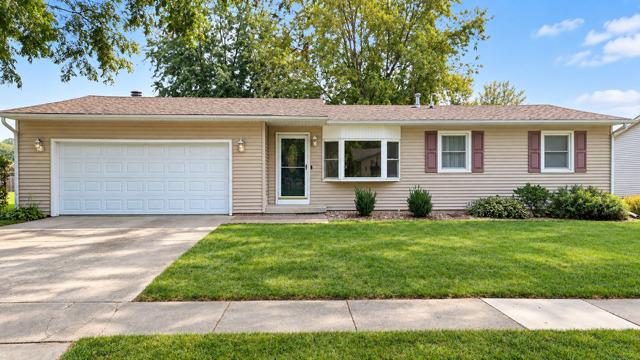 1102 S Center St., Mahomet, IL 61853