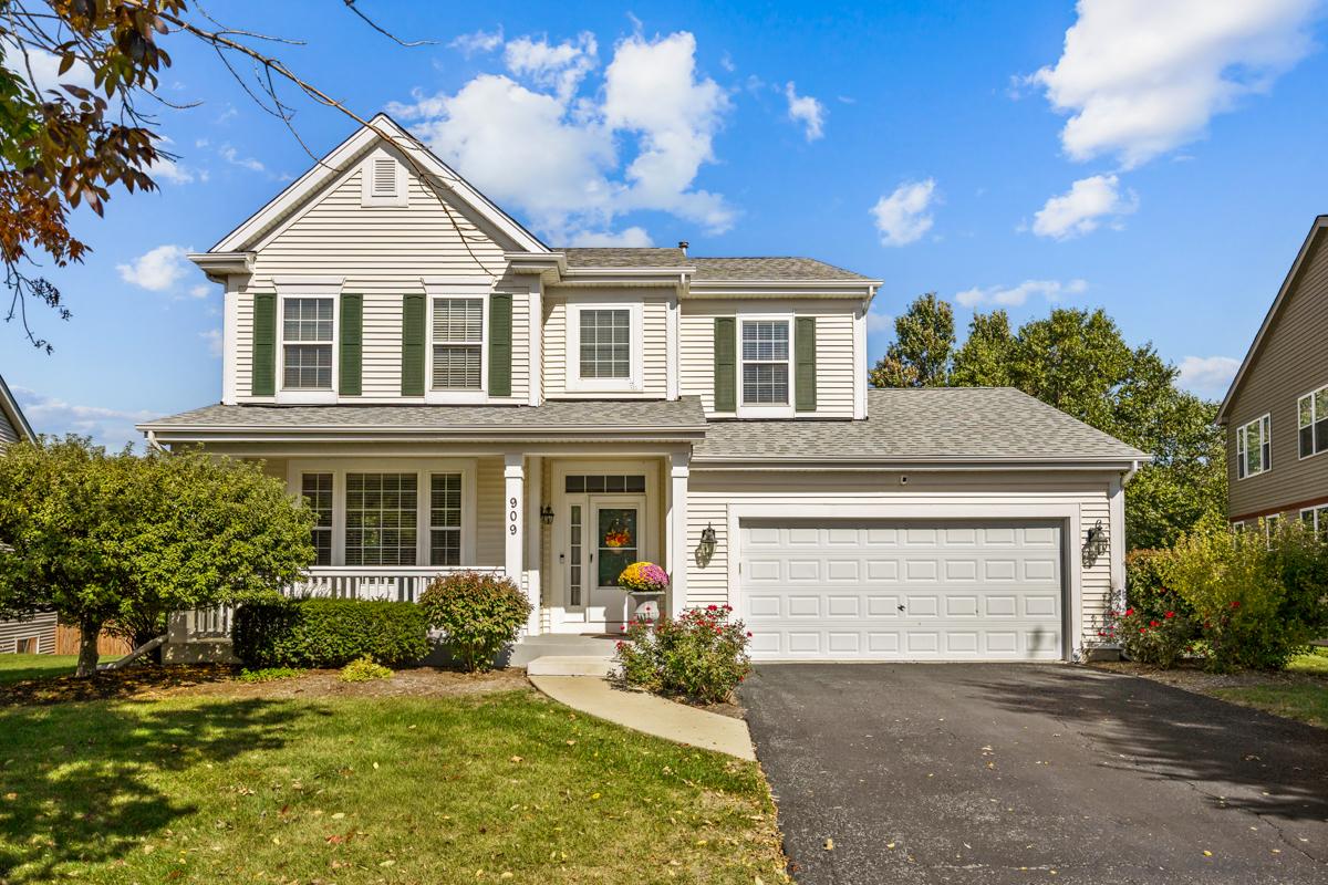 909 Clover Ridge Ln., Itasca, IL 60143