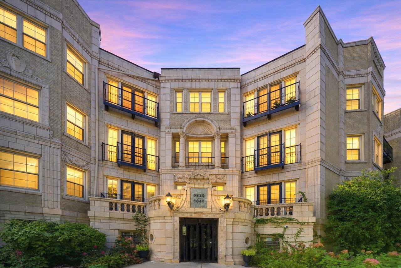 6844 S South Shore Dr. #3, Chicago, IL 60649