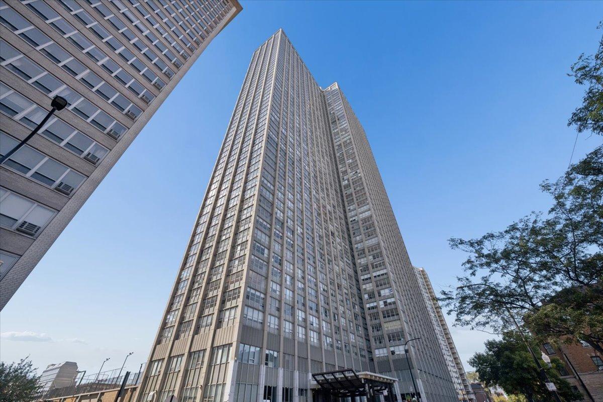 655 W Irving Park Rd. #502, Chicago, IL 60613