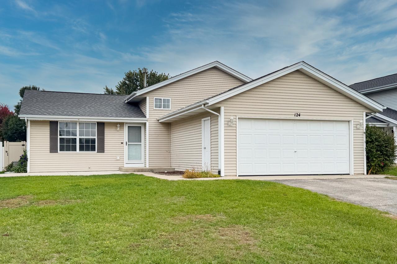 124 Rudder Rd., Machesney Park, IL 61115