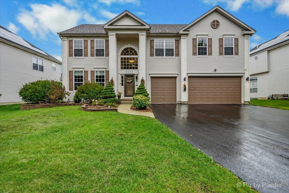 1327 Palisades Dr., Bolingbrook, IL 60490