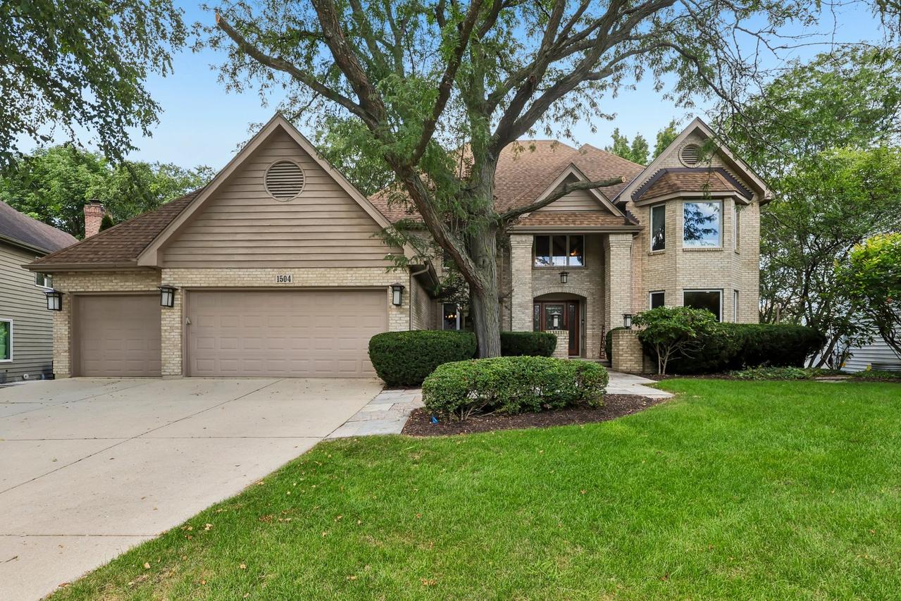 1504 Greenlake Dr., Aurora, IL 60502