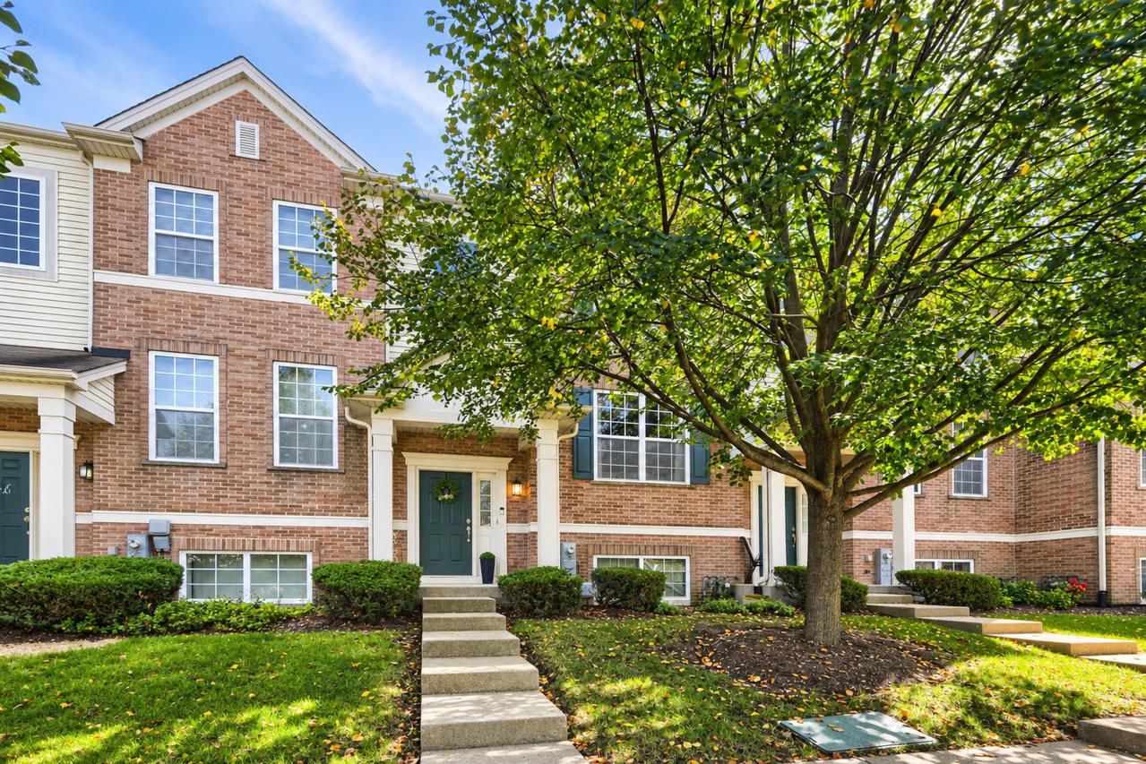 1734 Dogwood Ln., Hanover Park, IL 60133