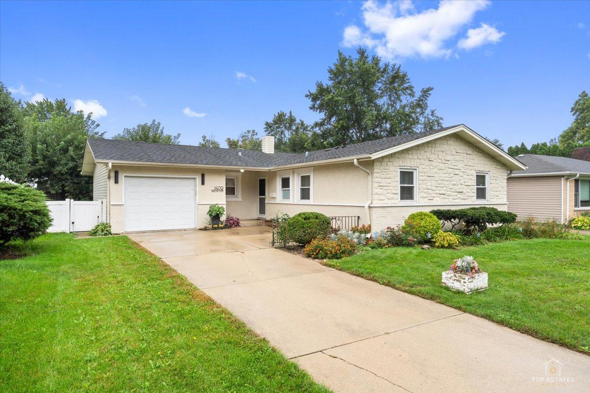 1409 W Willow Ln., Mount Prospect, IL 60056