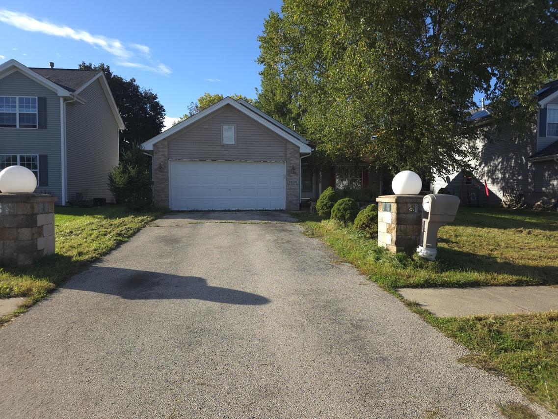 9235 Segunda Ln., Machesney Park, IL 61115