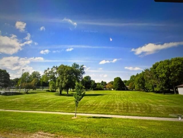 900 N Wolf Rd., Mount Prospect, IL 60056