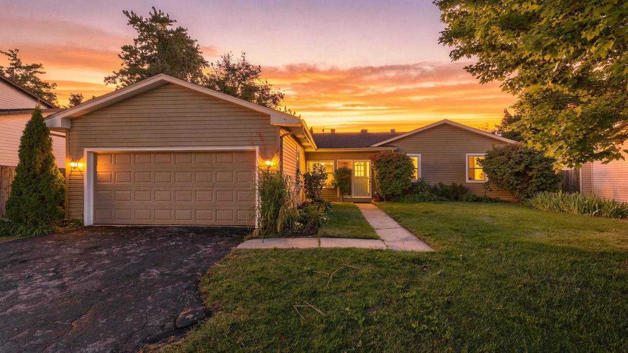 [Address Hidden by Seller], Aurora, IL 60504