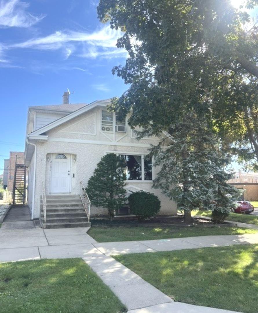 2101 N 73rd Ave., Elmwood Park, IL 60707