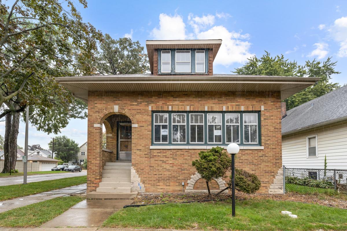 900 Lathrop Ave., Forest Park, IL 60130