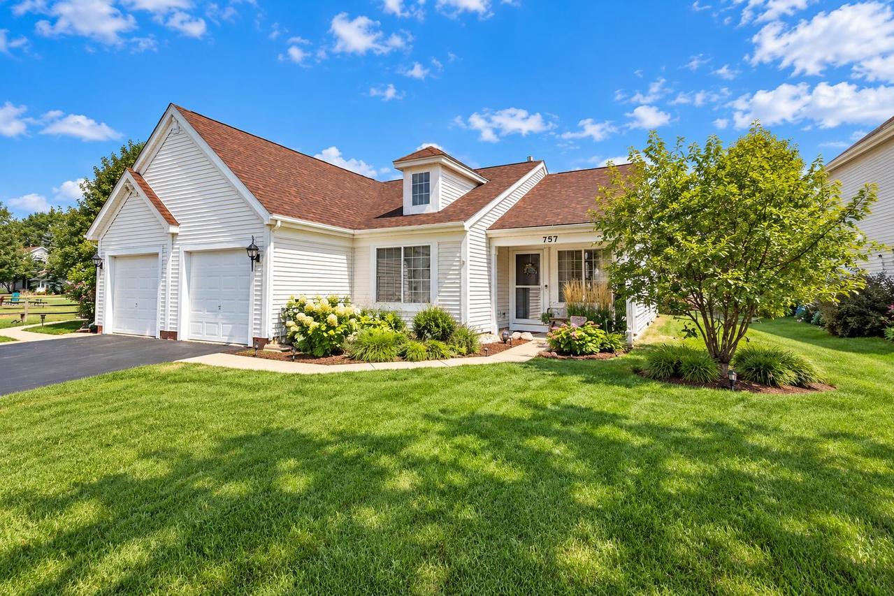 757 S Aldridge Ln., Round Lake, IL 60073
