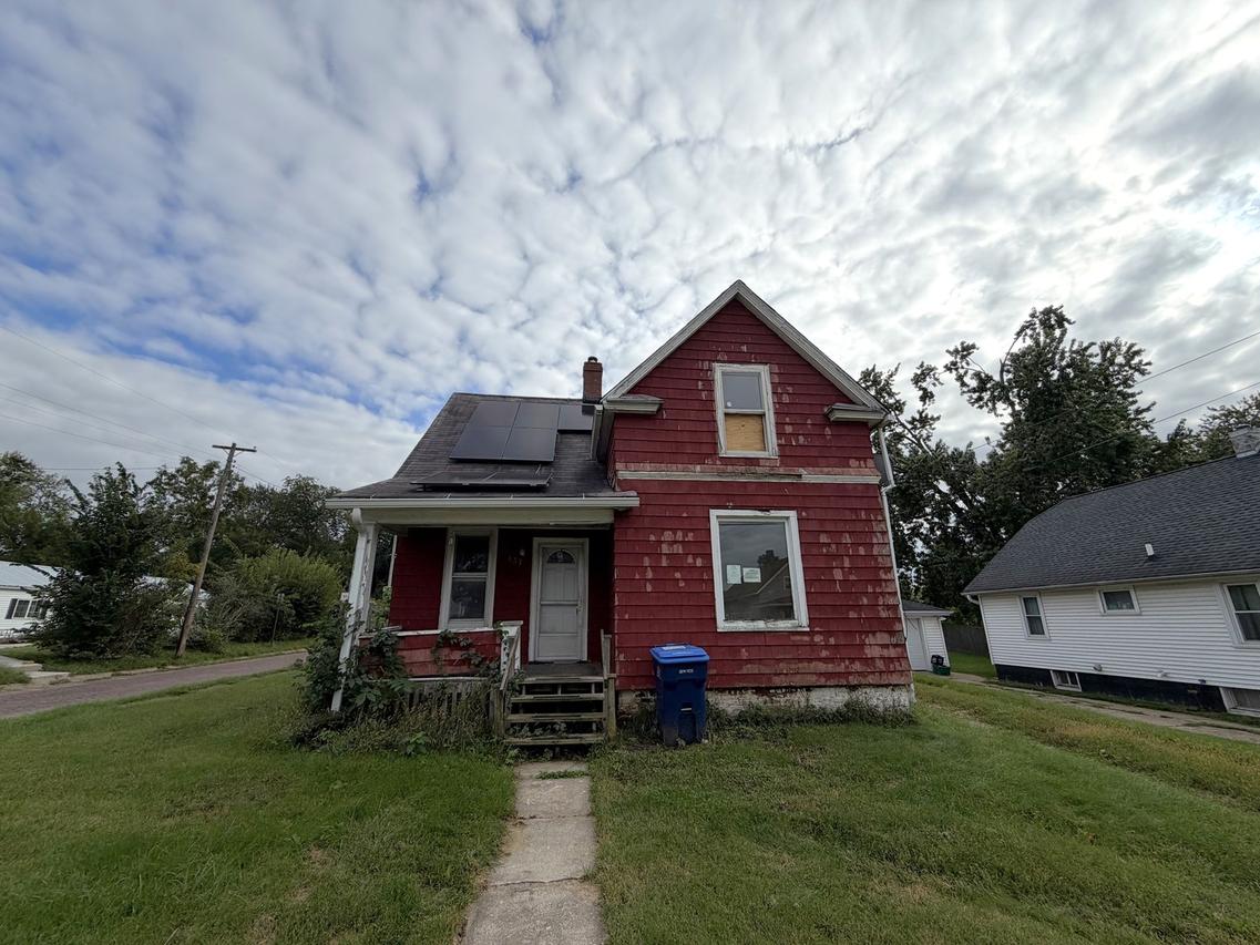 837 Rockwell St., Kewanee, IL 61443