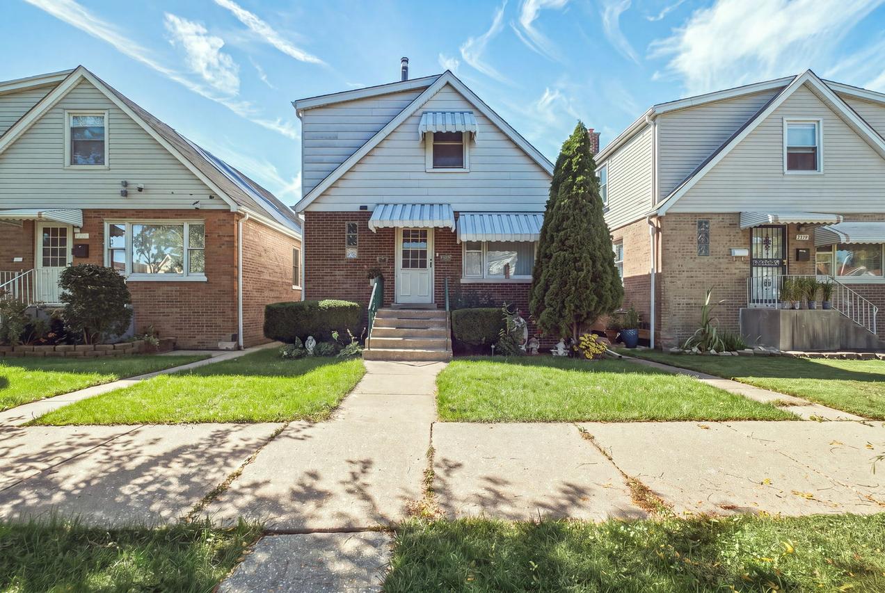 4406 S Homan Ave., Chicago, IL 60632
